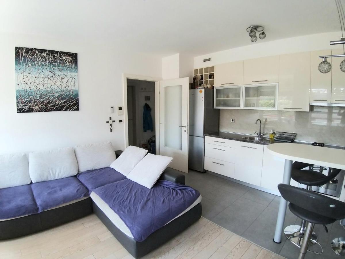 Theos Atelier Self Check In Apartment W Free Private Parking Zagreb Exterior foto