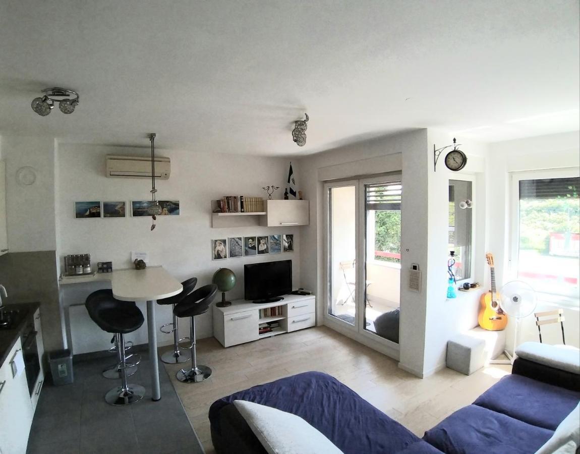 Theos Atelier Self Check In Apartment W Free Private Parking Zagreb Exterior foto